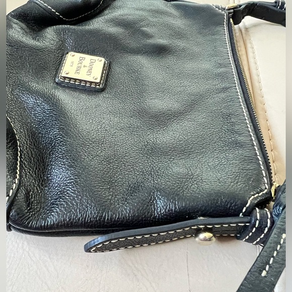 Dooney & Bourke leather purse - Picture 4 of 7